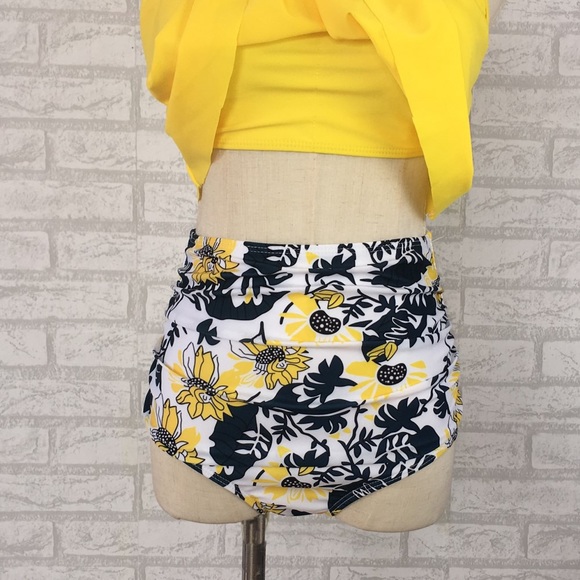 ♦️🆕Leaf Print Two Pieces Swimwear Yellow - Picture 5 of 5